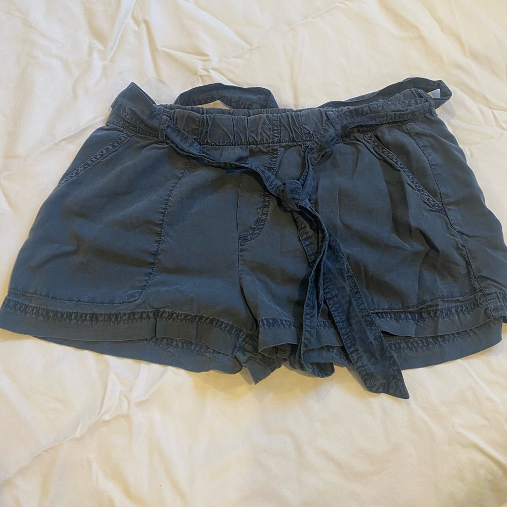 Cloth and stone shorts